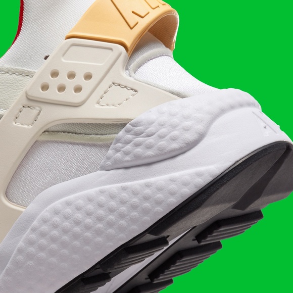 Nike Air Huarache White Phantom - Picture 4 of 12